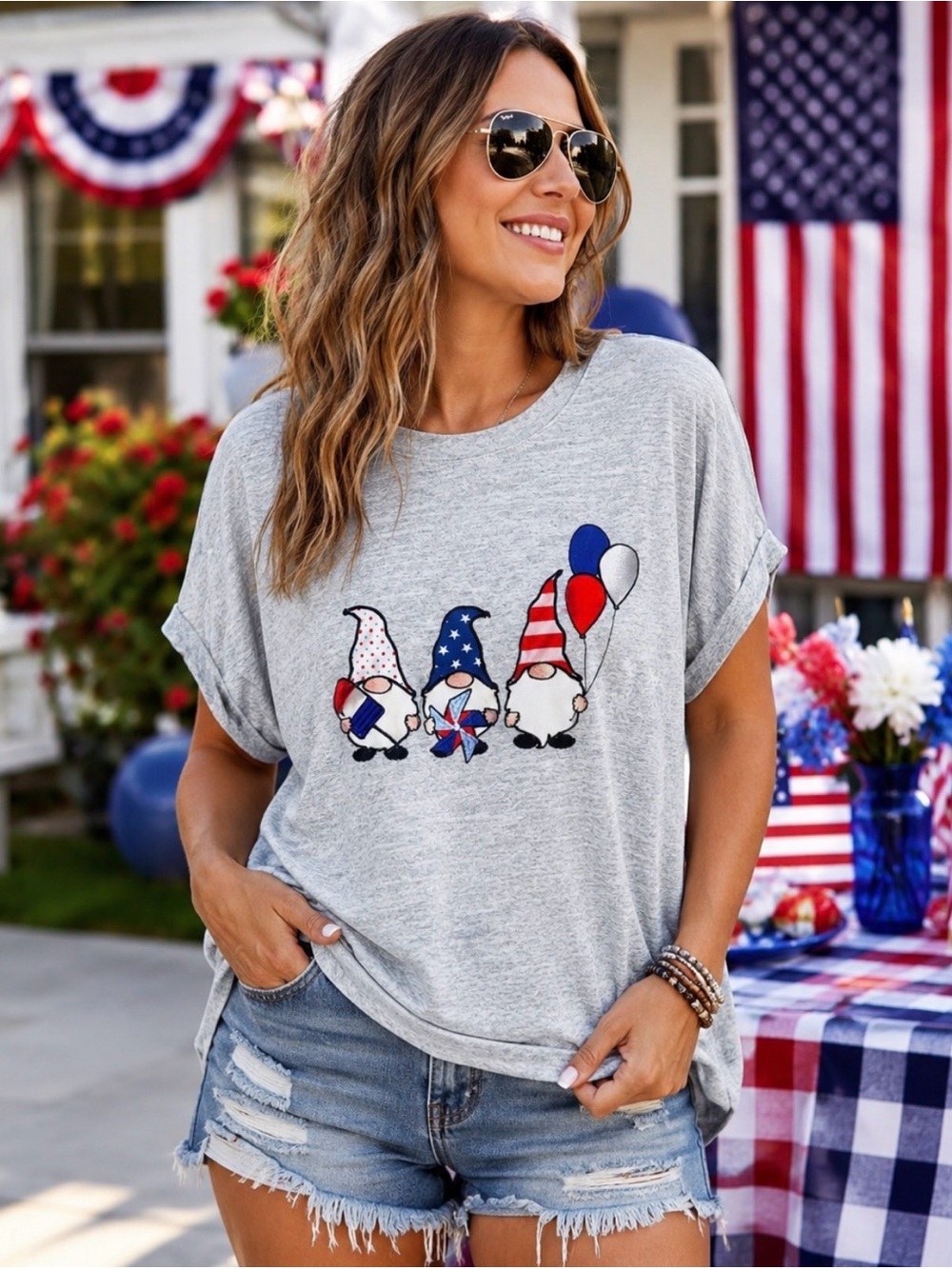 🇺🇸My Danielle Patriotic Gnome Tee 🇺🇸Size Medium (could also fit a Large)